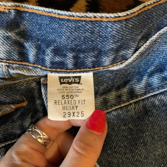 Levi shorts - Picture 3 of 4